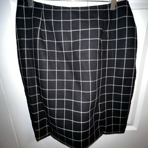 Harris/Wallace B&W Plaid Skirt | Size 12P